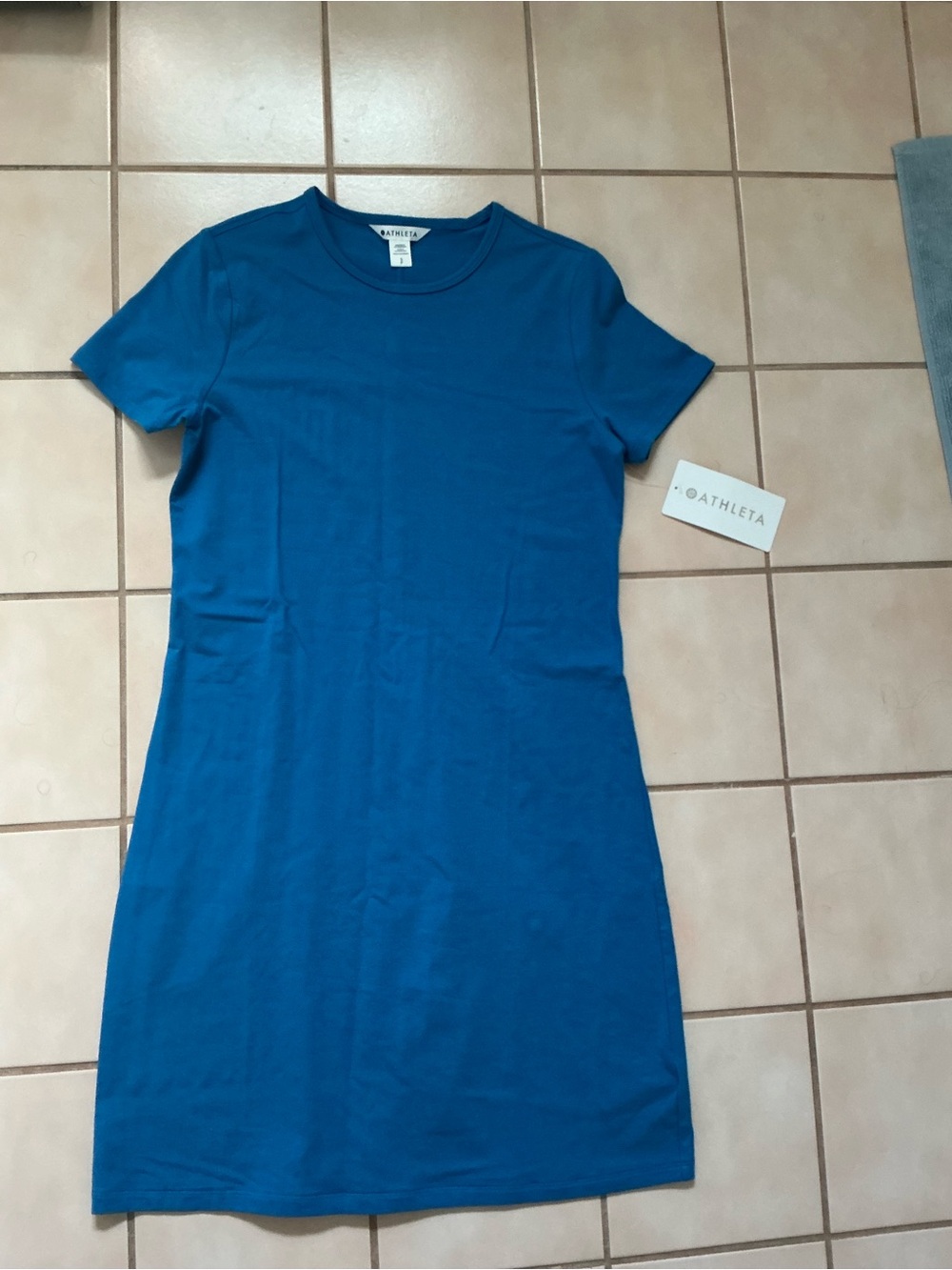 Athleta Essential Tee Dress- NWT! Sz Small Breaker